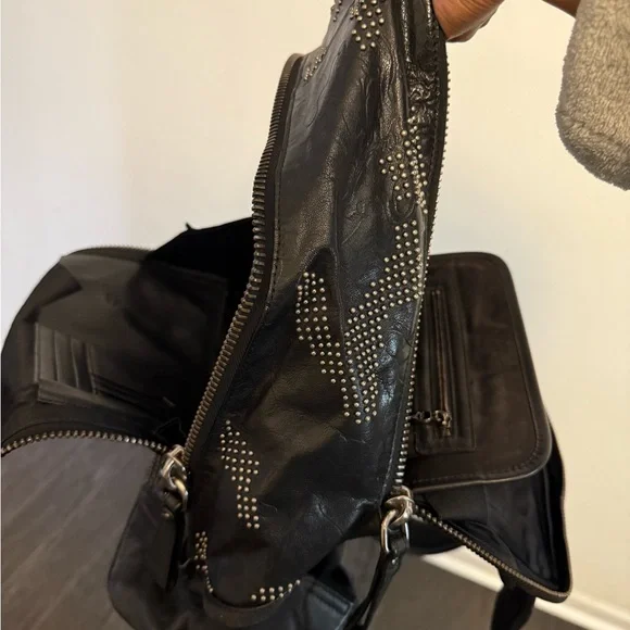 MCM Black Studded Backpack Lion 🦁 - Picture 10 of 10